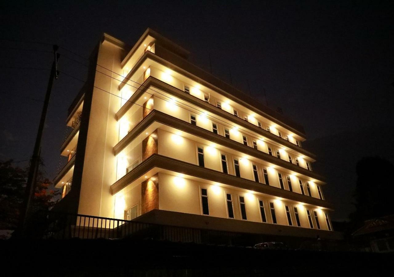 Ashoka Inn Chottanikkara Chottanikara Exterior photo
